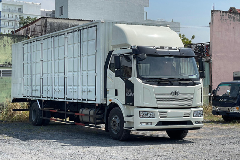 Xe thùng Pallet chứa cấu kiện điện tử