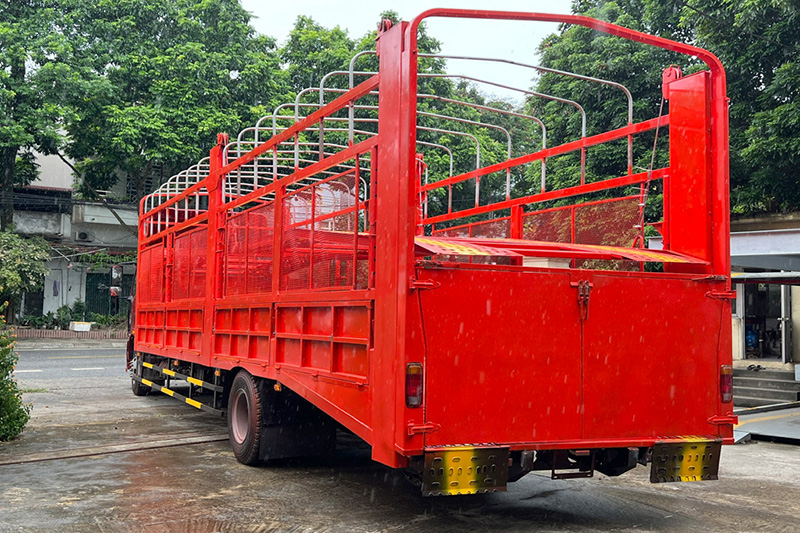 XE TẢI FAW CHỞ Ô TÔ 2 TẦNG